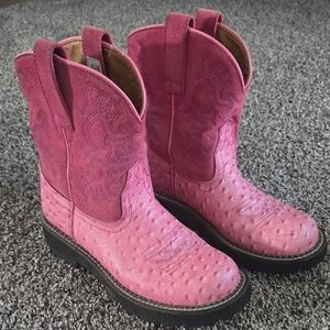 Women's Pink Western Boots